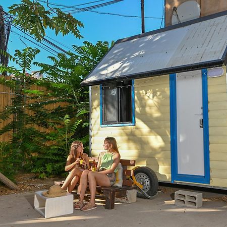 Caravan Hostel Tel Aviv By Roger Age 18-45 Buitenkant foto