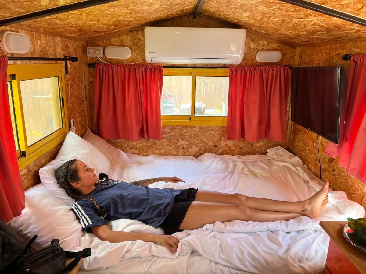 Caravan Hostel Tel Aviv By Roger Age 18-45 Buitenkant foto