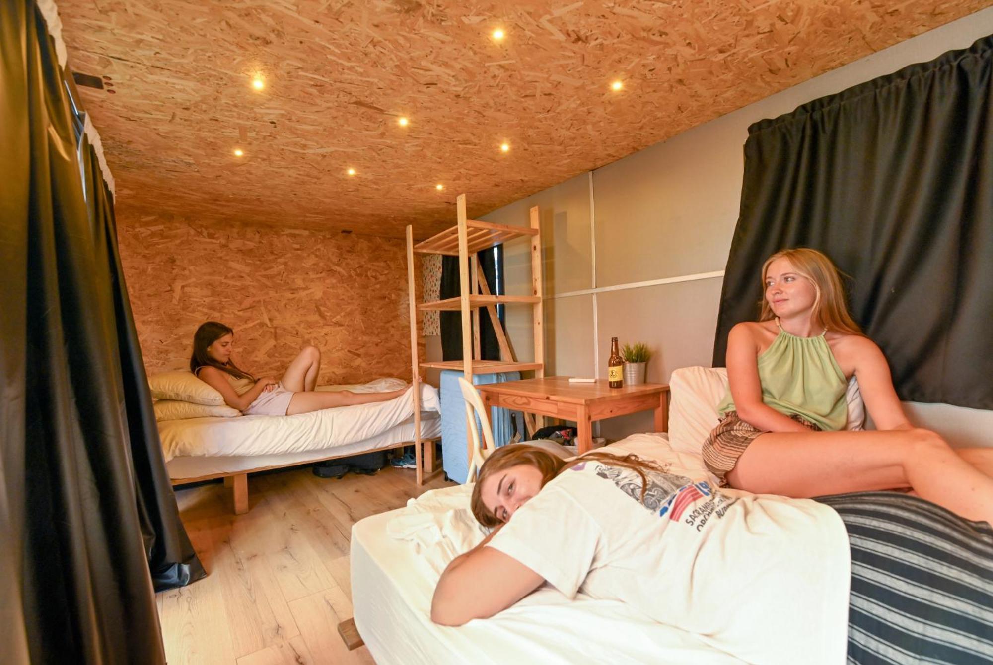 Caravan Hostel Tel Aviv By Roger Age 18-45 Buitenkant foto