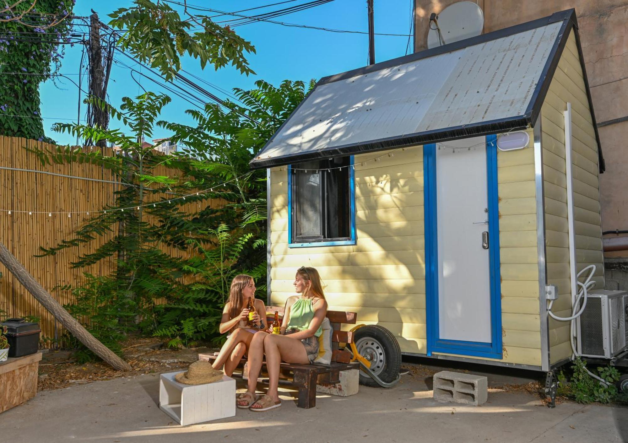 Caravan Hostel Tel Aviv By Roger Age 18-45 Buitenkant foto
