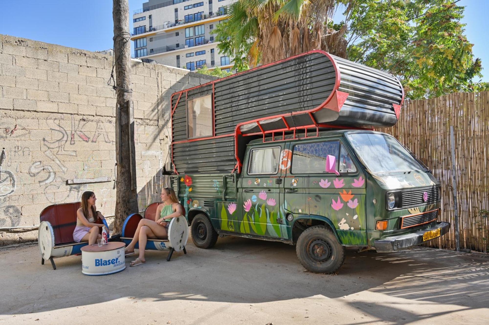 Caravan Hostel Tel Aviv By Roger Age 18-45 Buitenkant foto