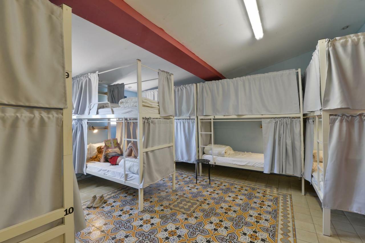 Caravan Hostel Tel Aviv By Roger Age 18-45 Buitenkant foto
